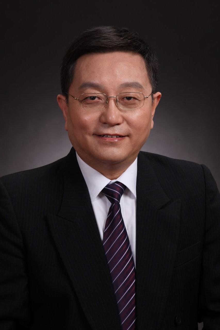 李东 博士