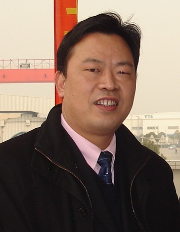 杨云 先生