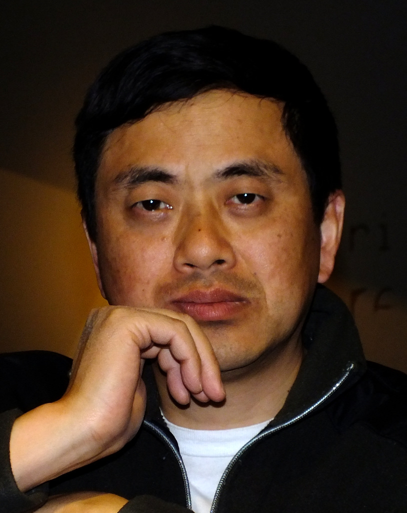 杨毅 先生