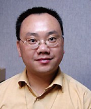 操洪欣 先生