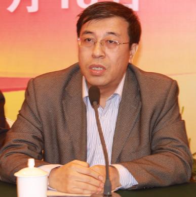 侯若明