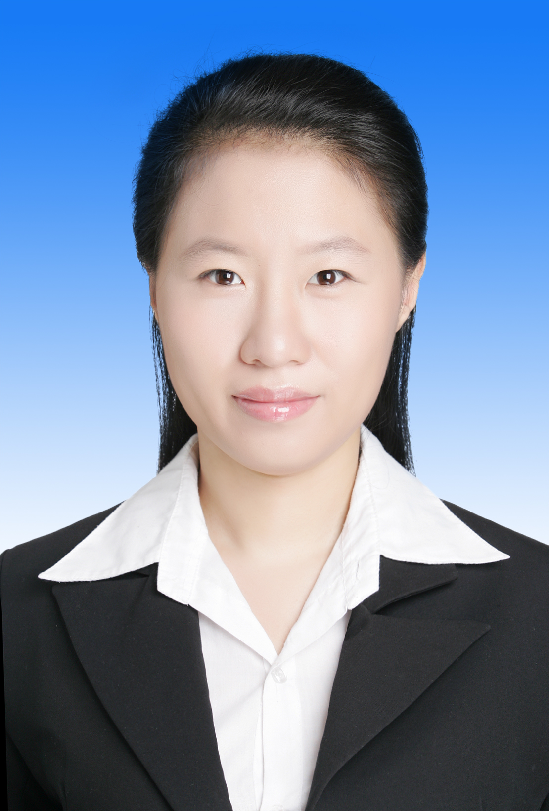 翟丽 女士