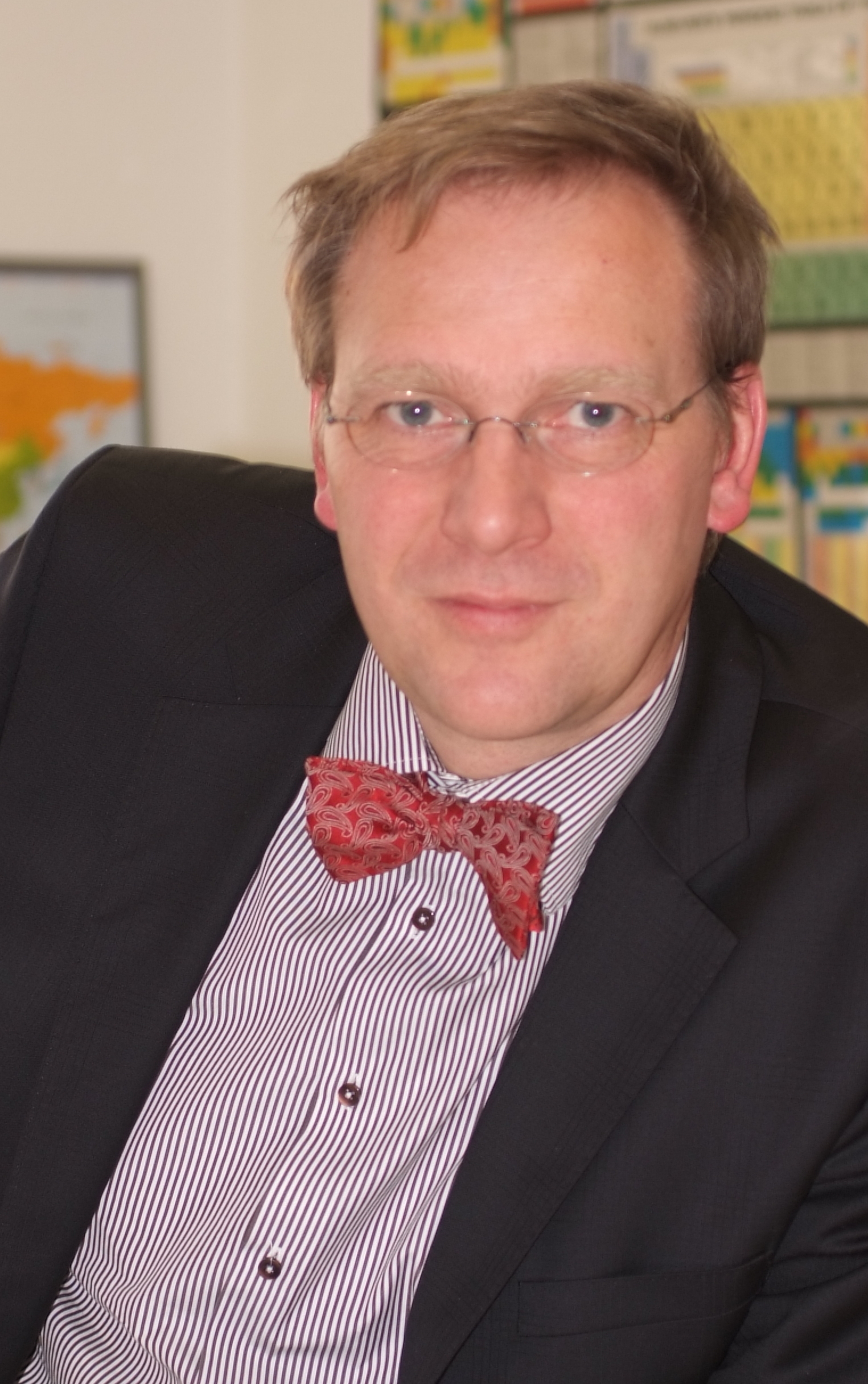 Dr. Mathias Rohr