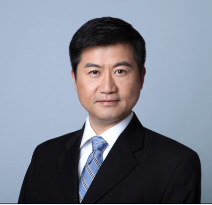 王 健 先生