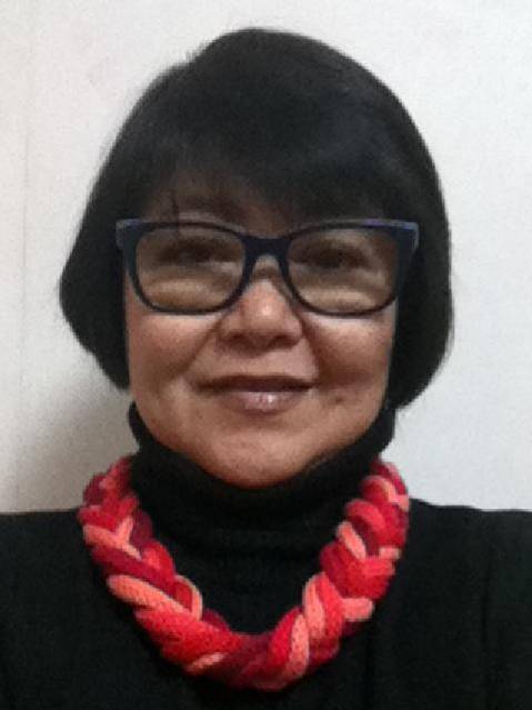 Athle W. Estacio 女士