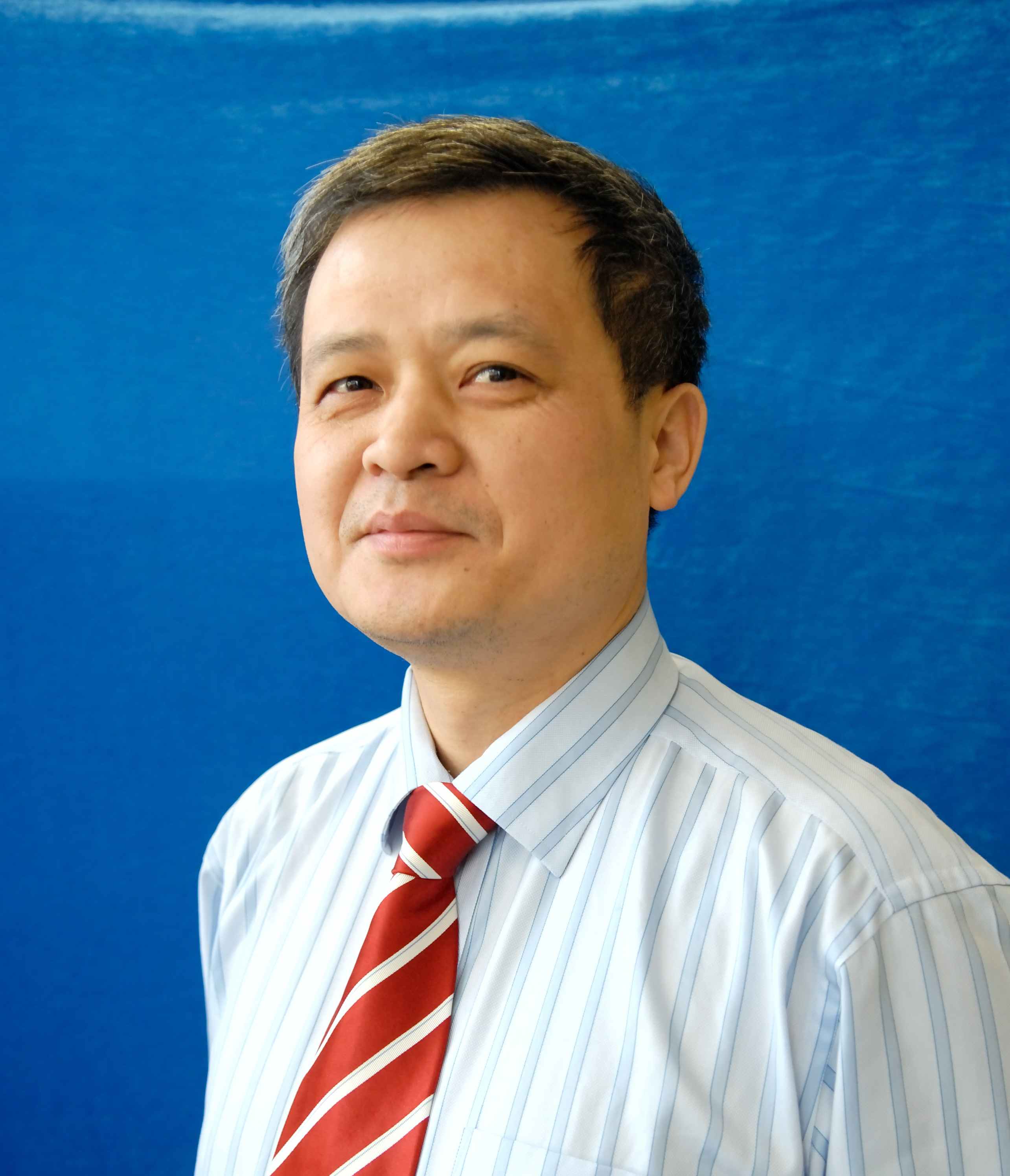 杨向宏 先生