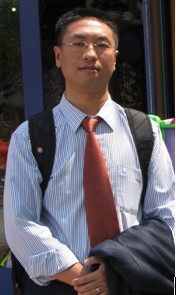  柯军 先生