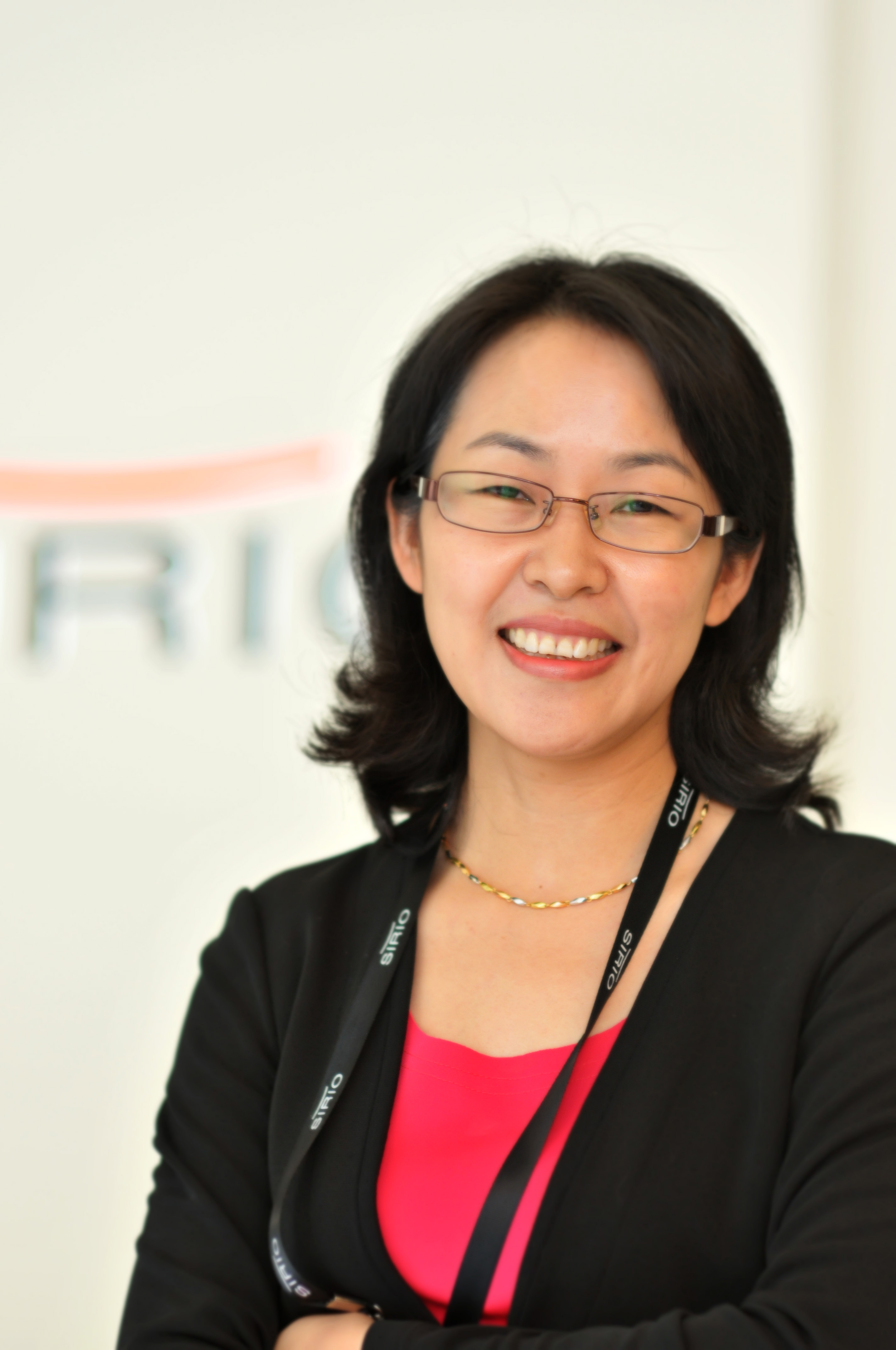 杨睿 女士